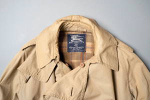 軍服から進化したトレンチ・コートと名優ハンフリー・ボガートの謎を紐解く